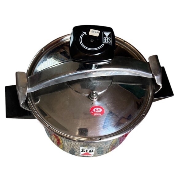 SEB 6L Stove Top Pressure Cooker Pot Made In France w/Steamer Insert - Picture 5 of 10